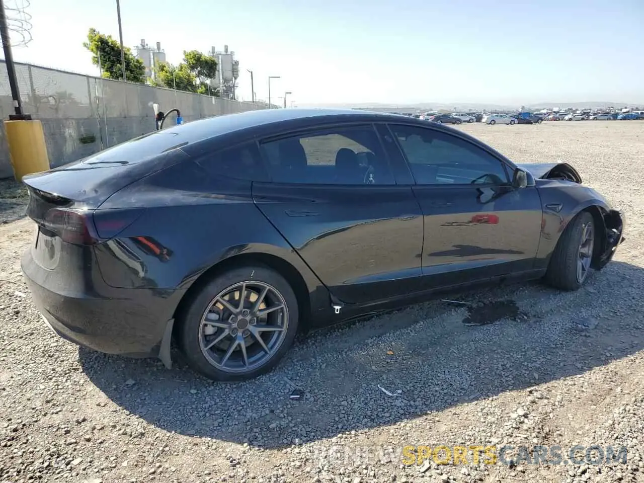 3 Фотография поврежденного автомобиля 5YJ3E1EA6MF067702 TESLA MODEL 3 2021