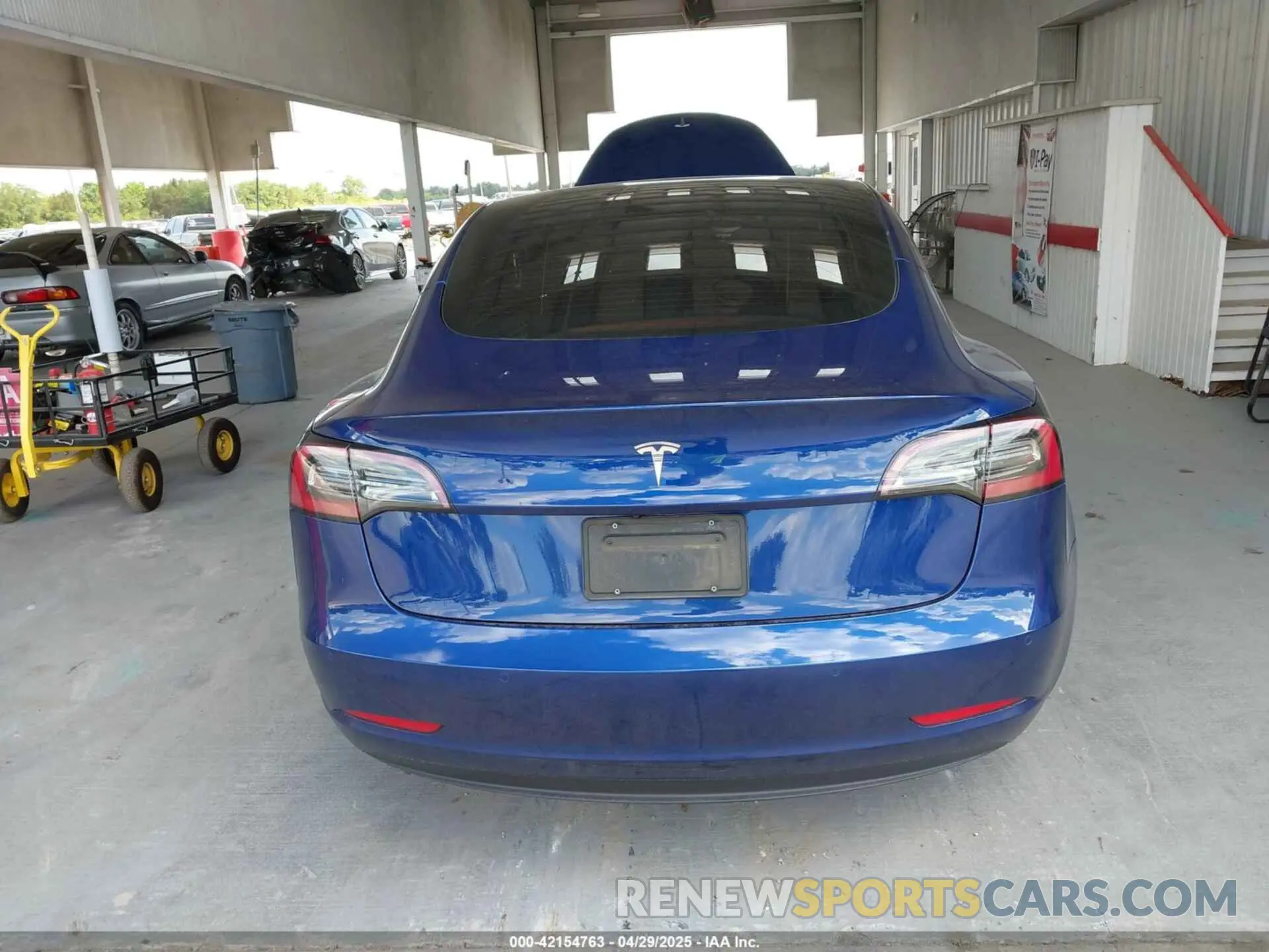 15 Фотография поврежденного автомобиля 5YJ3E1EA6MF860949 TESLA MODEL 3 2021