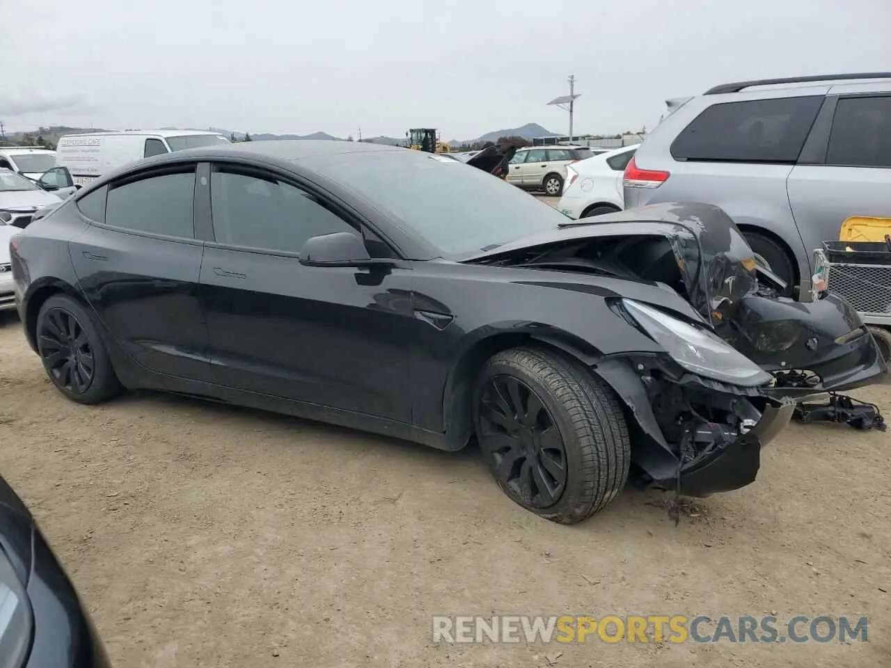 4 Фотография поврежденного автомобиля 5YJ3E1EA6MF877752 TESLA MODEL 3 2021