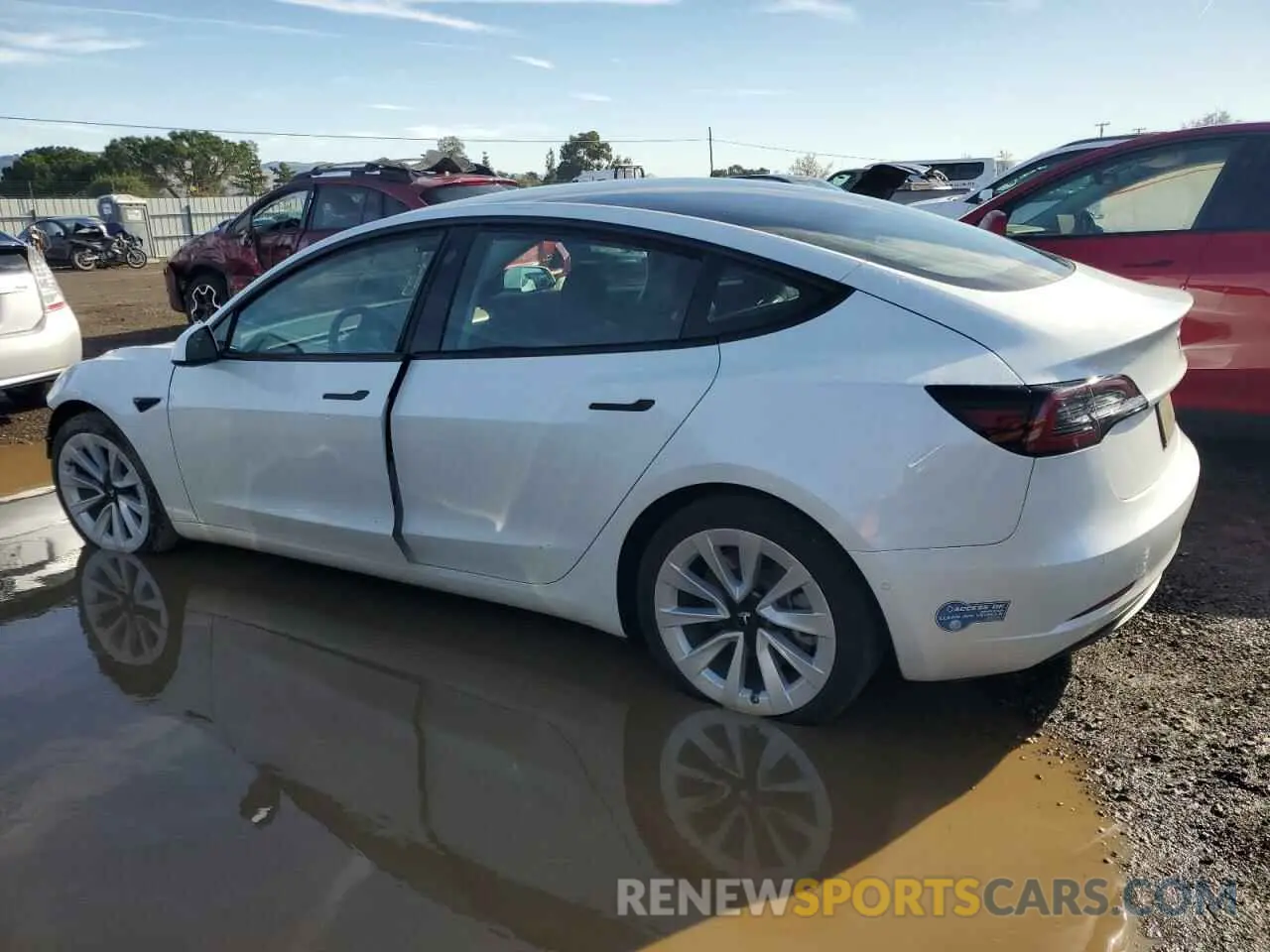 2 Photograph of a damaged car 5YJ3E1EA6MF937271 TESLA MODEL 3 2021