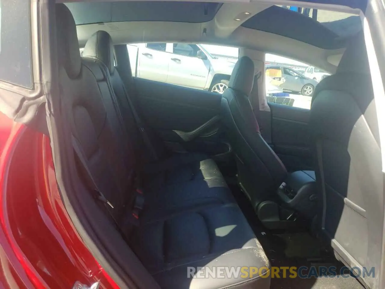 6 Photograph of a damaged car 5YJ3E1EA6MF941322 TESLA MODEL 3 2021