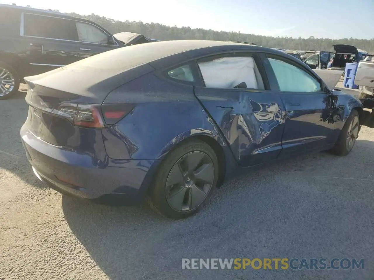 3 Photograph of a damaged car 5YJ3E1EA6MF961439 TESLA MODEL 3 2021