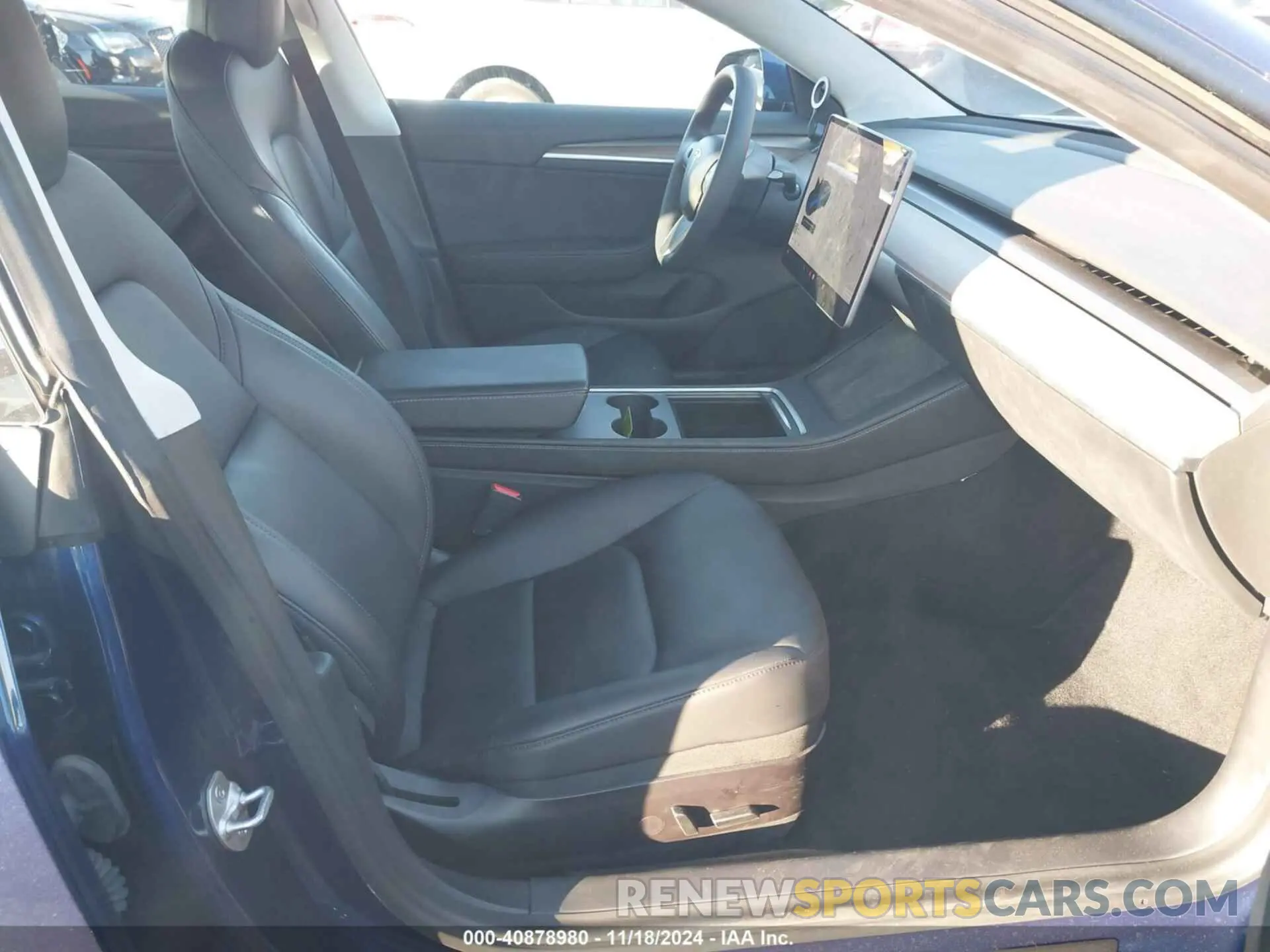 5 Photograph of a damaged car 5YJ3E1EA6MF992111 TESLA MODEL 3 2021