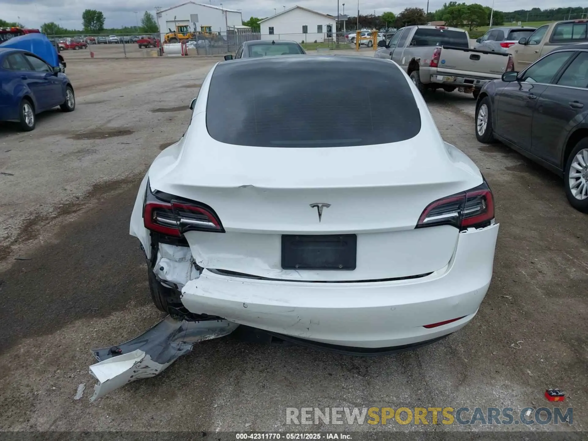 16 Фотография поврежденного автомобиля 5YJ3E1EA7MF042291 TESLA MODEL 3 2021
