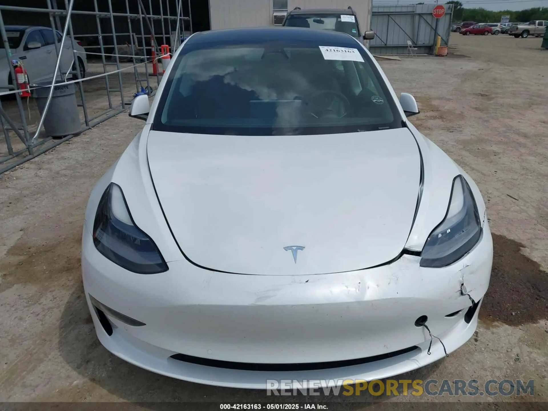 11 Photograph of a damaged car 5YJ3E1EA7MF047538 TESLA MODEL 3 2021