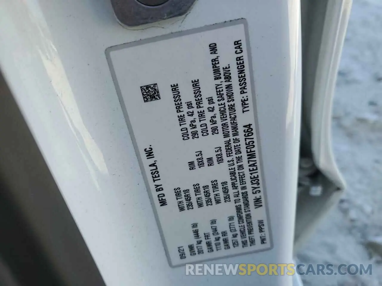 12 Photograph of a damaged car 5YJ3E1EA7MF057664 TESLA MODEL 3 2021