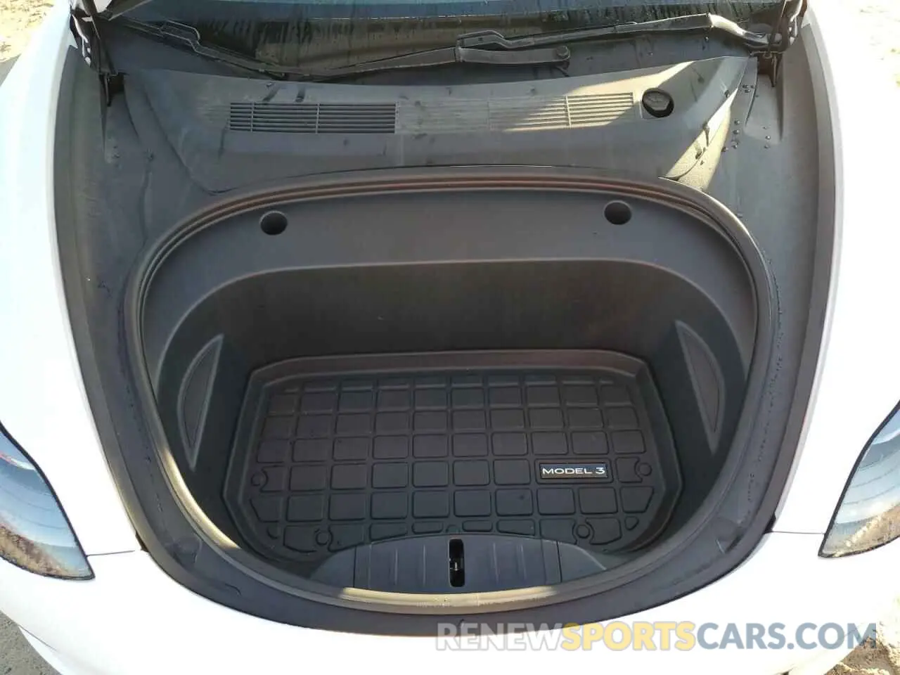 11 Photograph of a damaged car 5YJ3E1EA7MF060547 TESLA MODEL 3 2021
