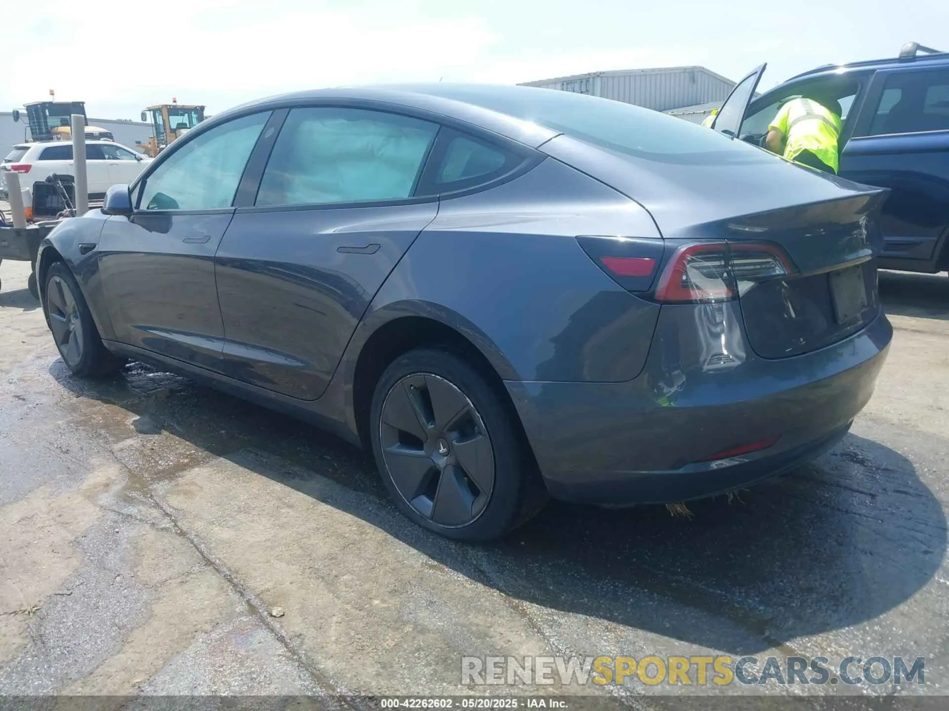 3 Фотография поврежденного автомобиля 5YJ3E1EA7MF088283 TESLA MODEL 3 2021
