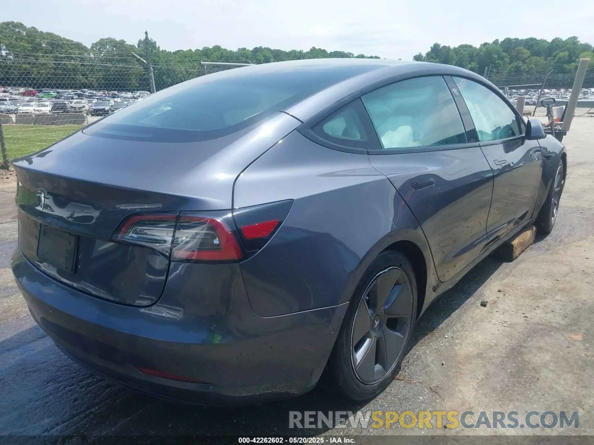 4 Фотография поврежденного автомобиля 5YJ3E1EA7MF088283 TESLA MODEL 3 2021