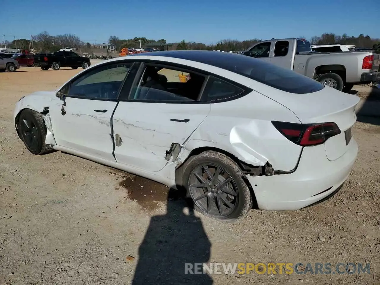 2 Photograph of a damaged car 5YJ3E1EA7MF093449 TESLA MODEL 3 2021