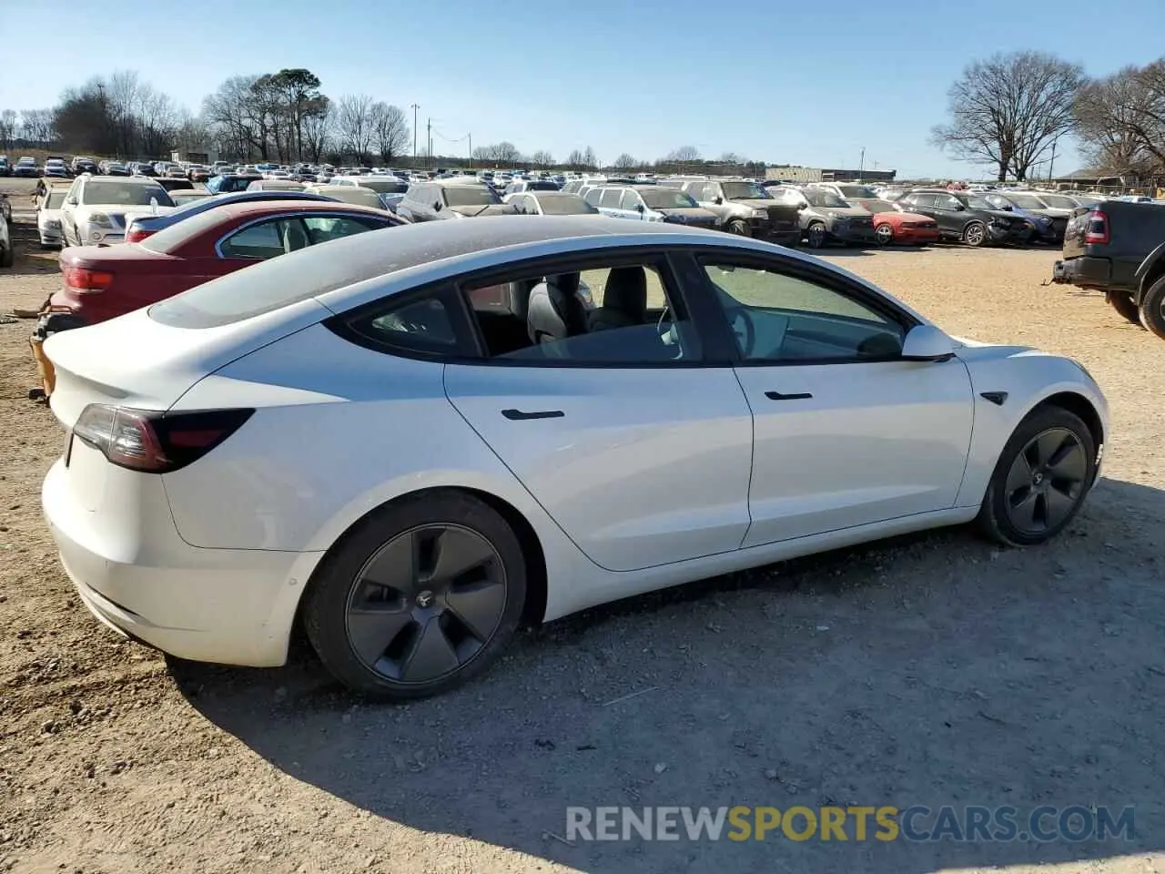 3 Photograph of a damaged car 5YJ3E1EA7MF093449 TESLA MODEL 3 2021