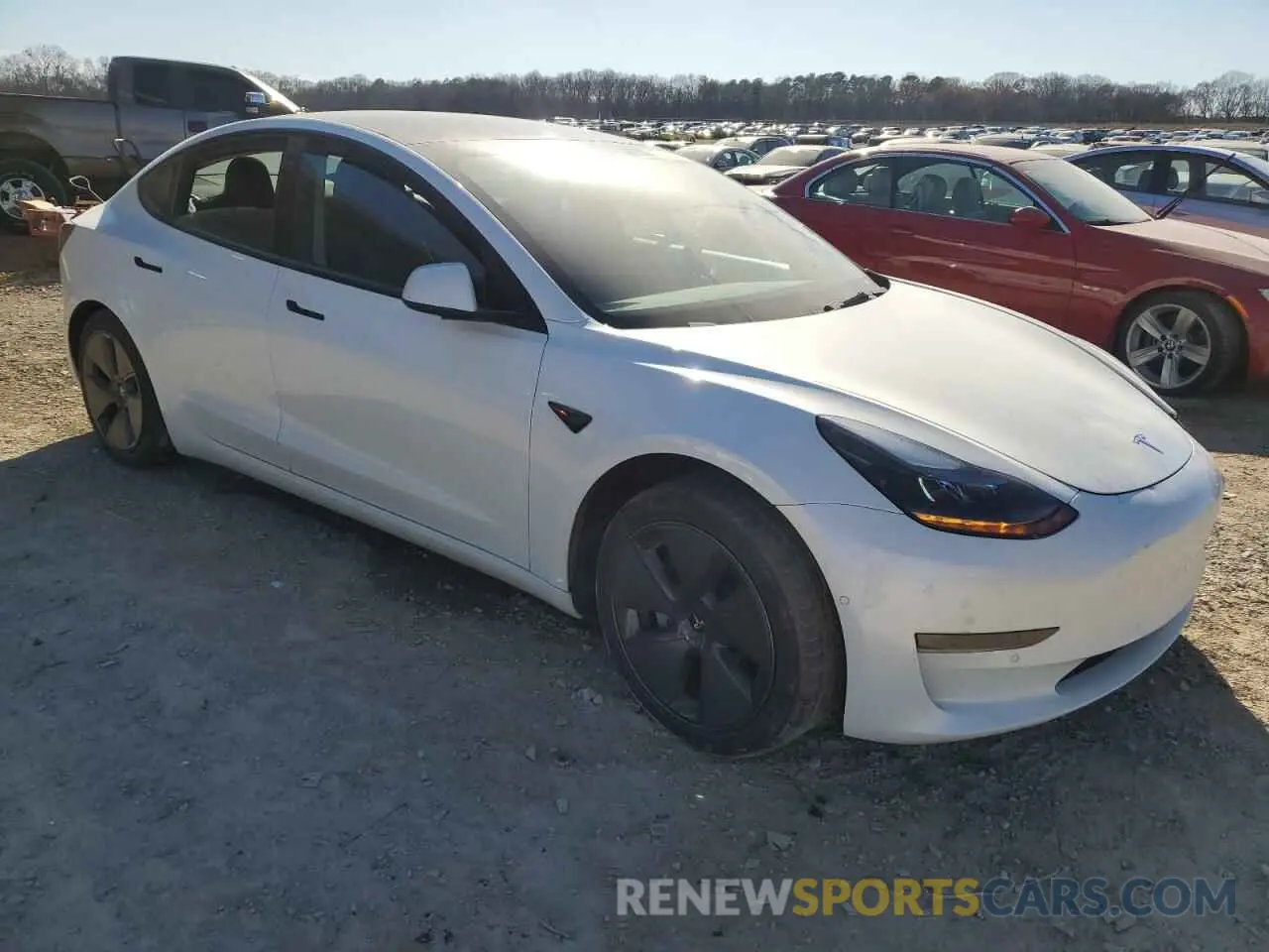 4 Photograph of a damaged car 5YJ3E1EA7MF093449 TESLA MODEL 3 2021