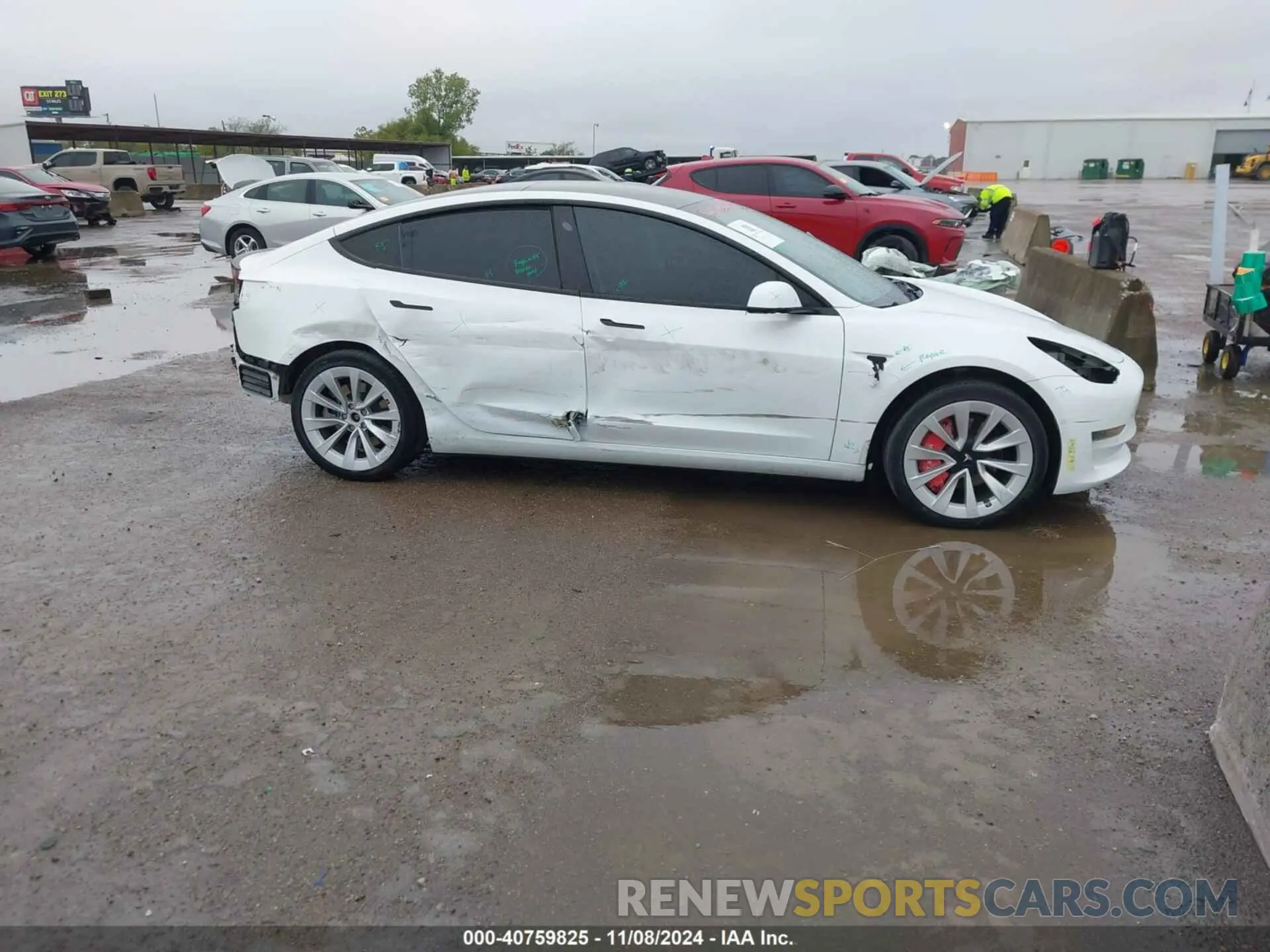 14 Photograph of a damaged car 5YJ3E1EA7MF096643 TESLA MODEL 3 2021