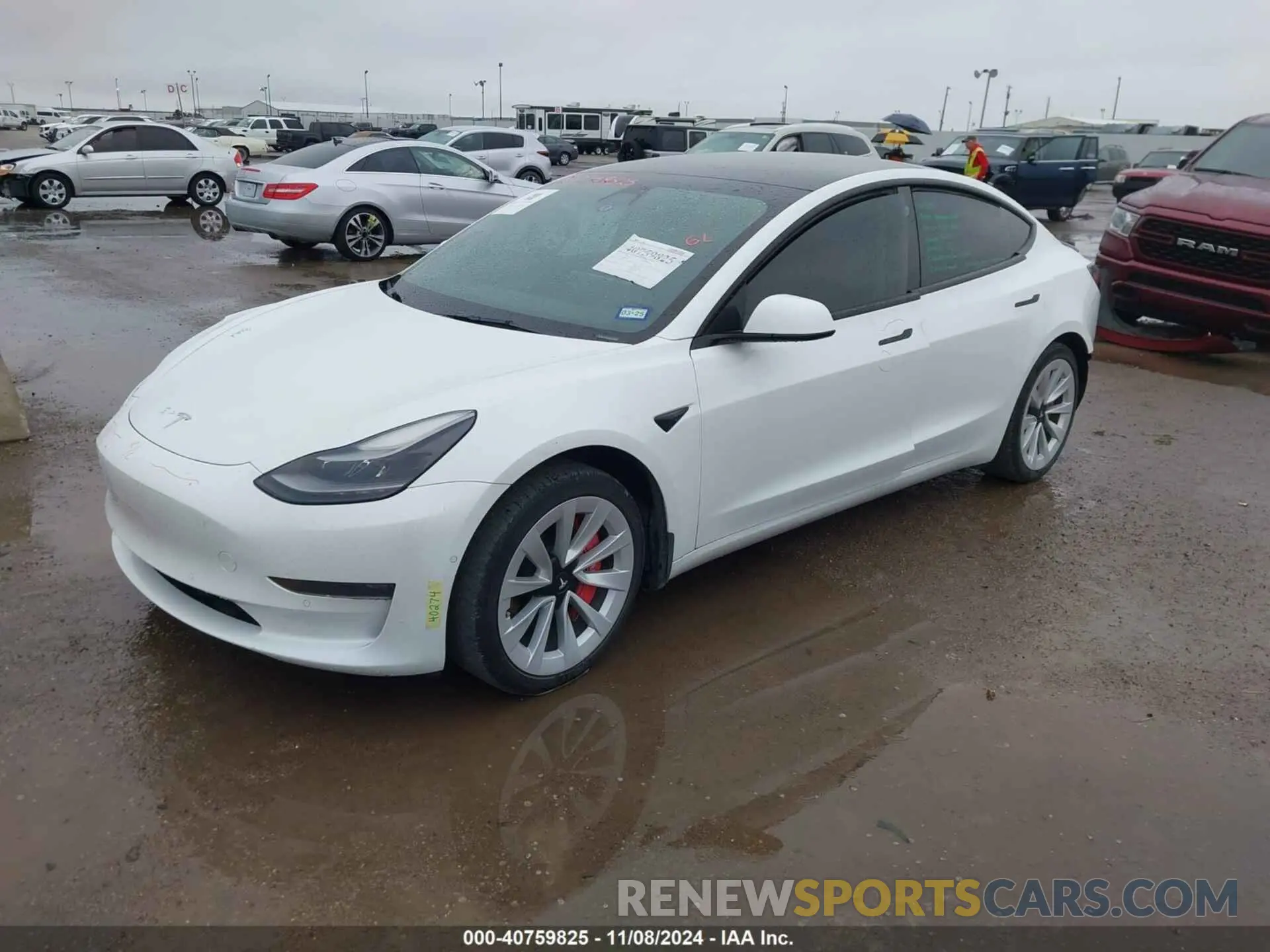 2 Photograph of a damaged car 5YJ3E1EA7MF096643 TESLA MODEL 3 2021