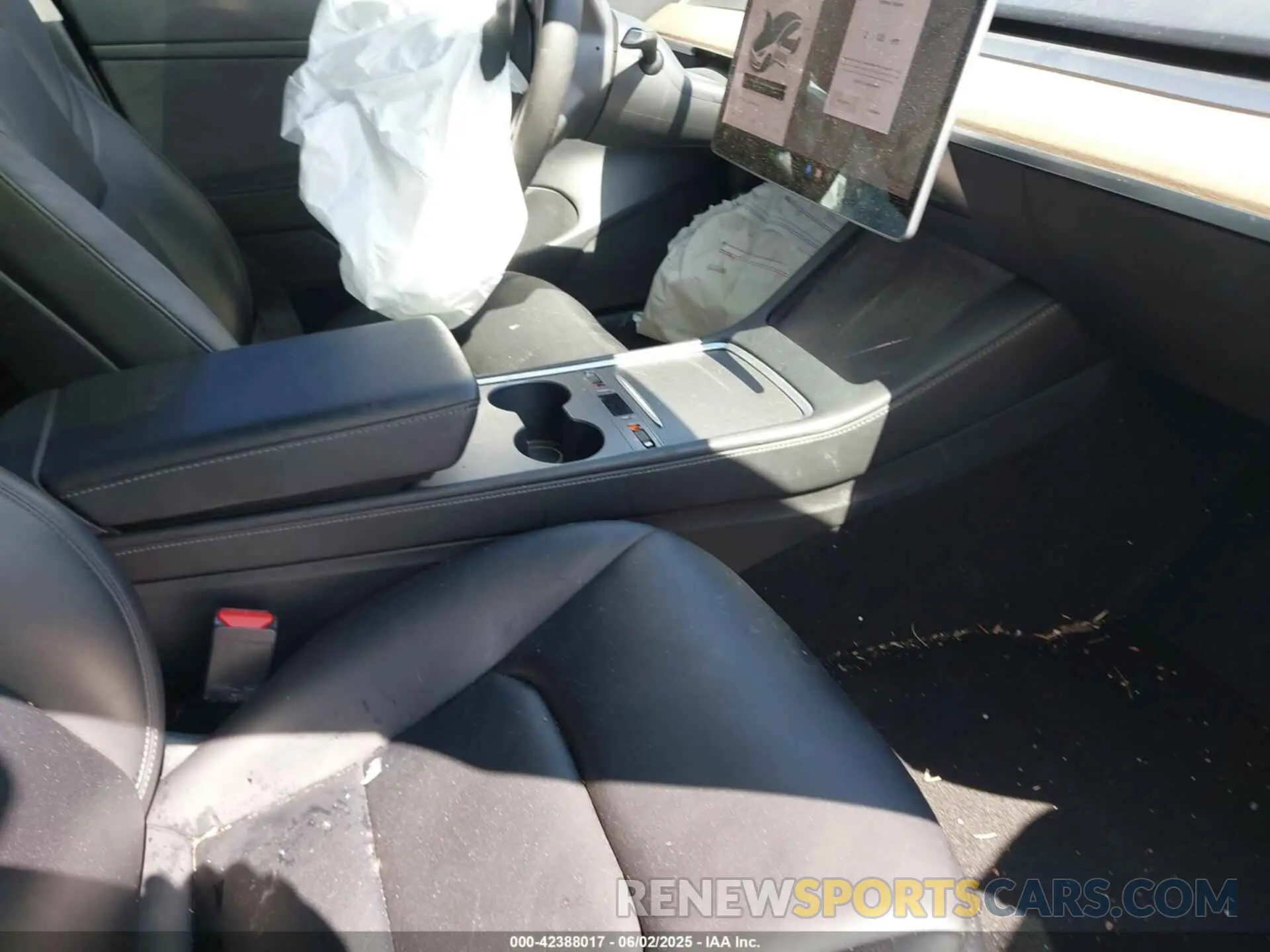 5 Фотография поврежденного автомобиля 5YJ3E1EA7MF853671 TESLA MODEL 3 2021