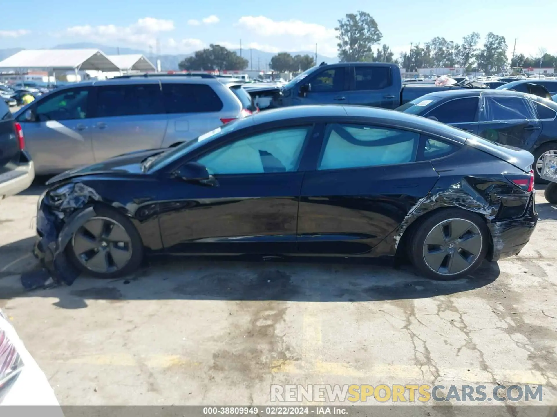 13 Photograph of a damaged car 5YJ3E1EA7MF915988 TESLA MODEL 3 2021