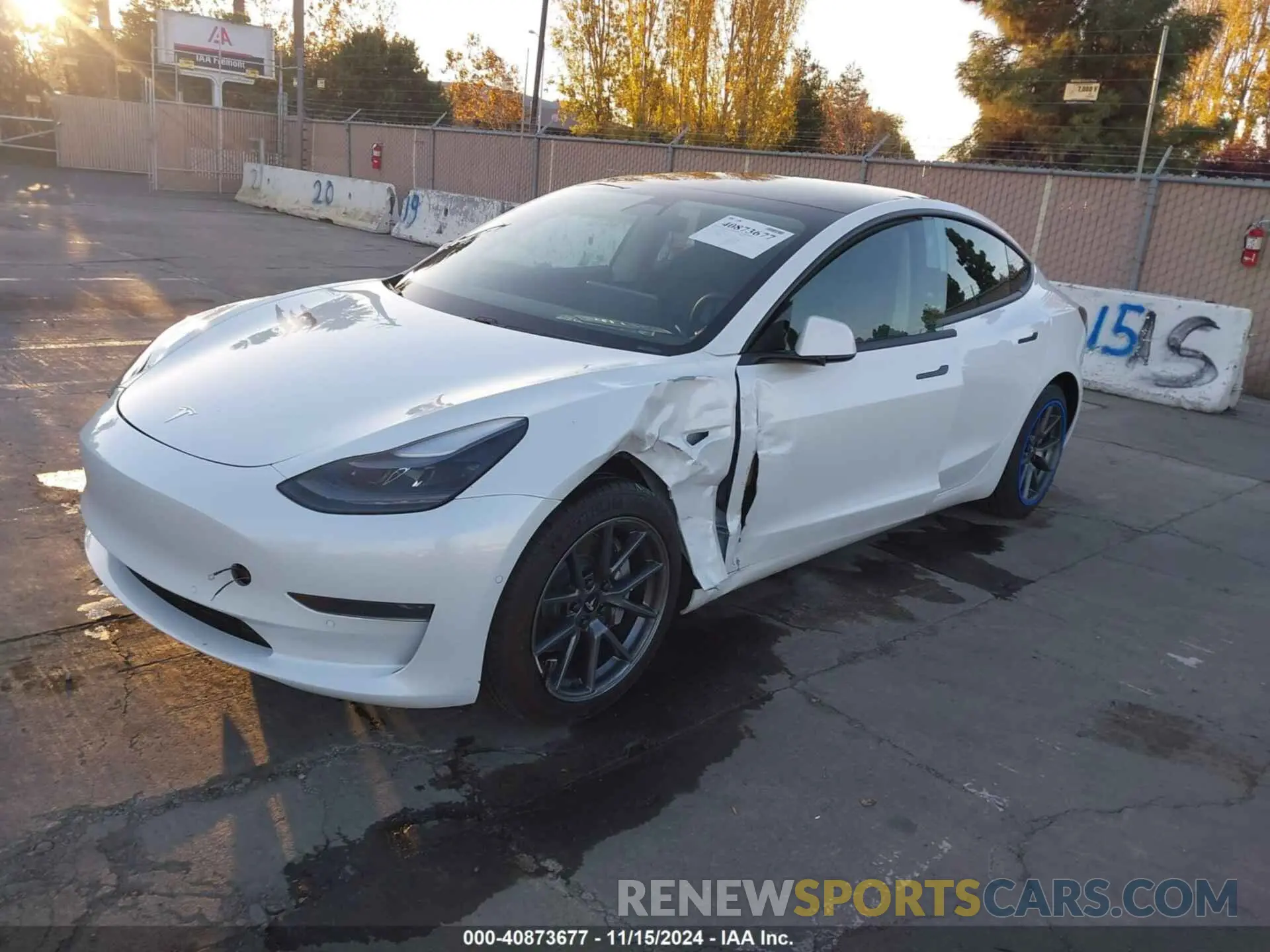 2 Фотография поврежденного автомобиля 5YJ3E1EA7MF929678 TESLA MODEL 3 2021