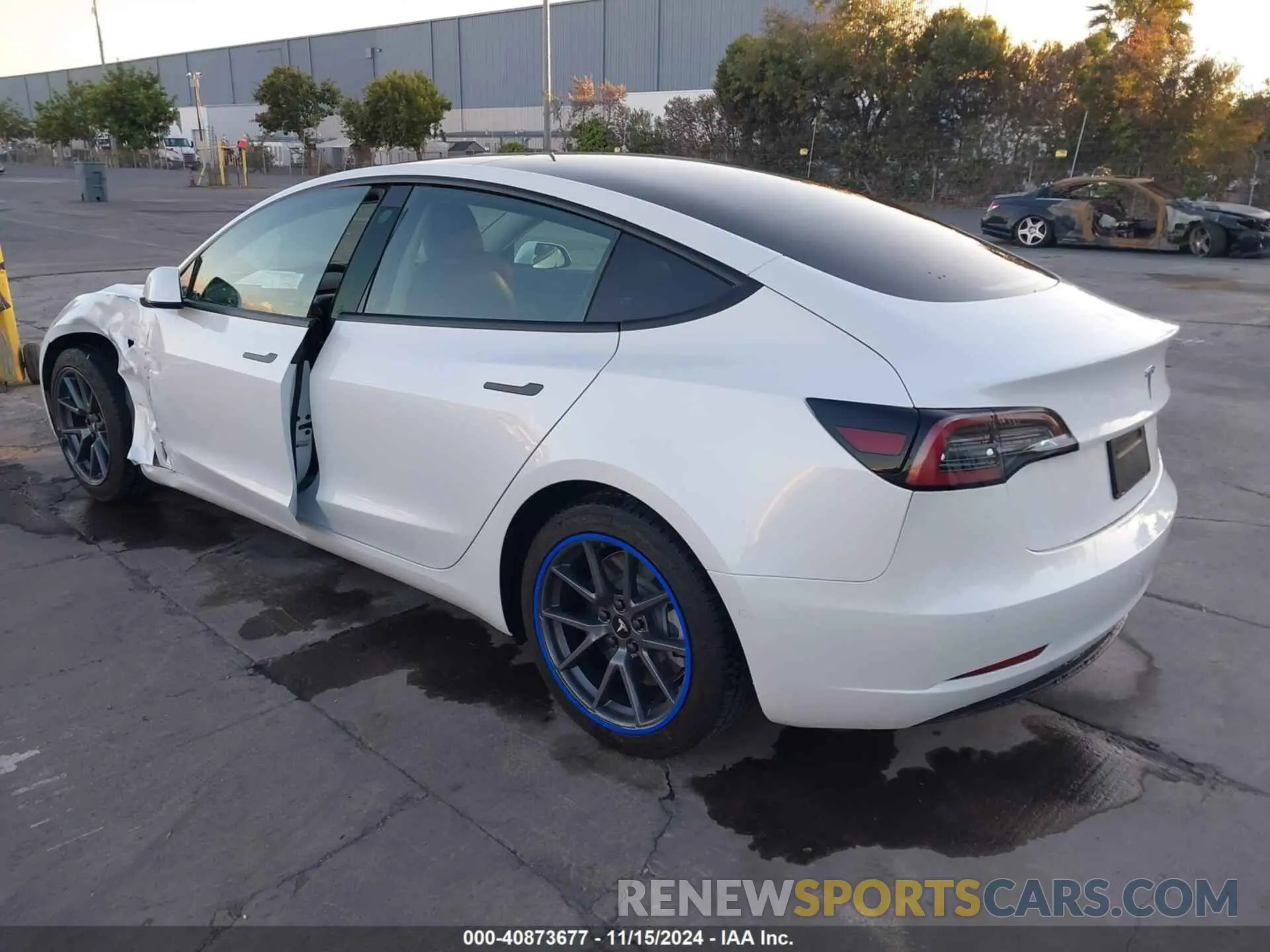 3 Фотография поврежденного автомобиля 5YJ3E1EA7MF929678 TESLA MODEL 3 2021