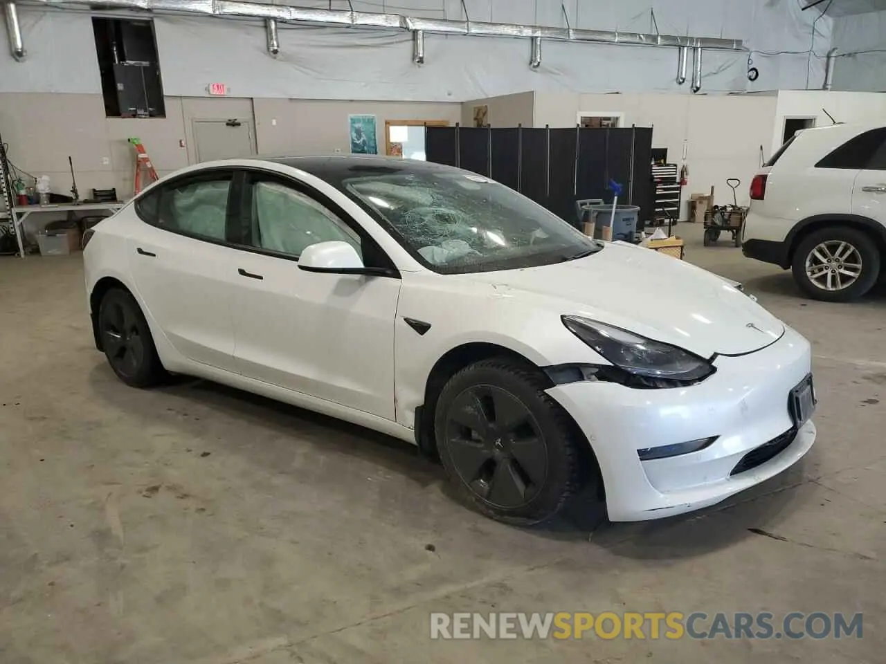 4 Фотография поврежденного автомобиля 5YJ3E1EA7MF986964 TESLA MODEL 3 2021
