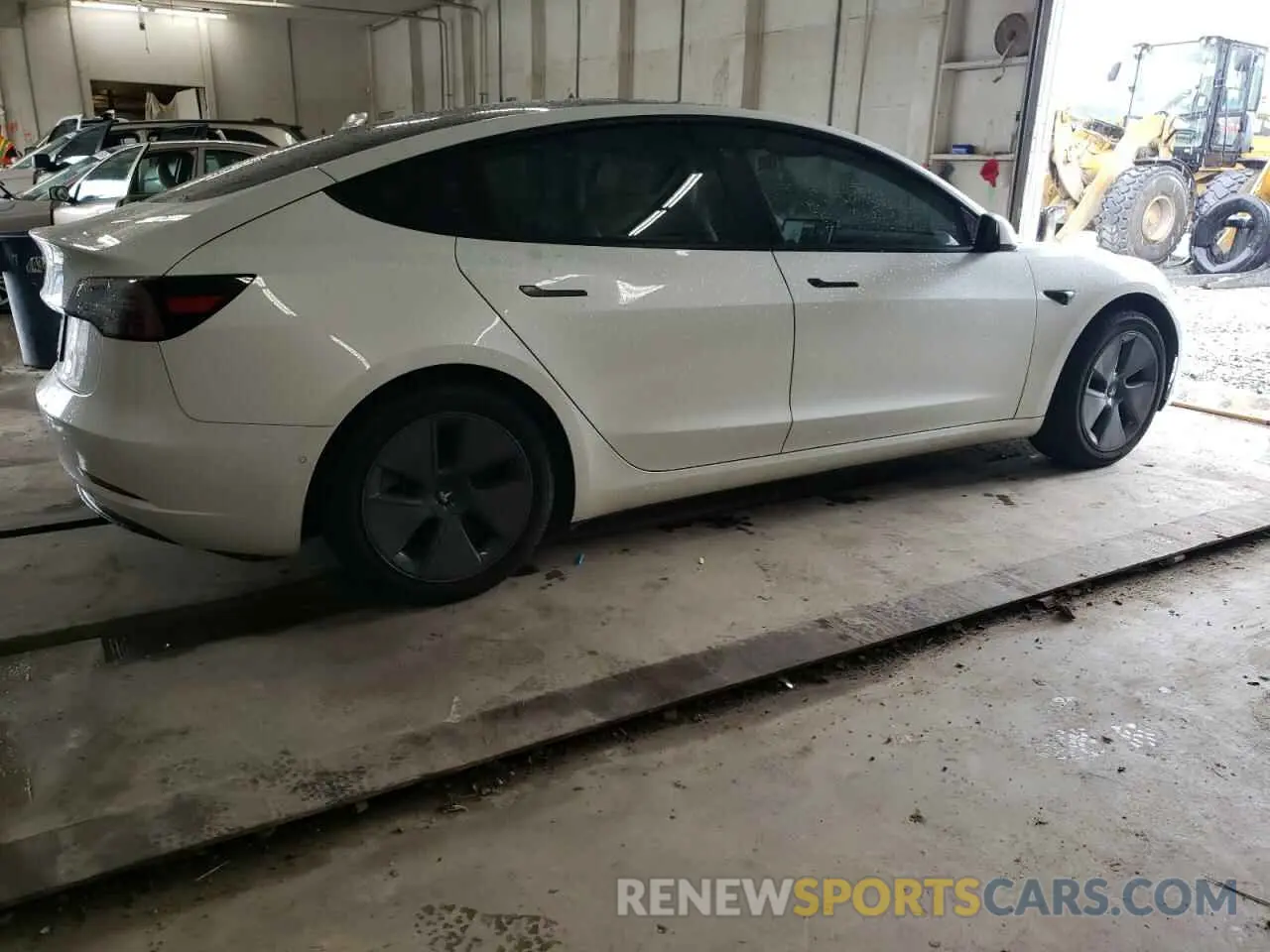 3 Photograph of a damaged car 5YJ3E1EA8MF029789 TESLA MODEL 3 2021