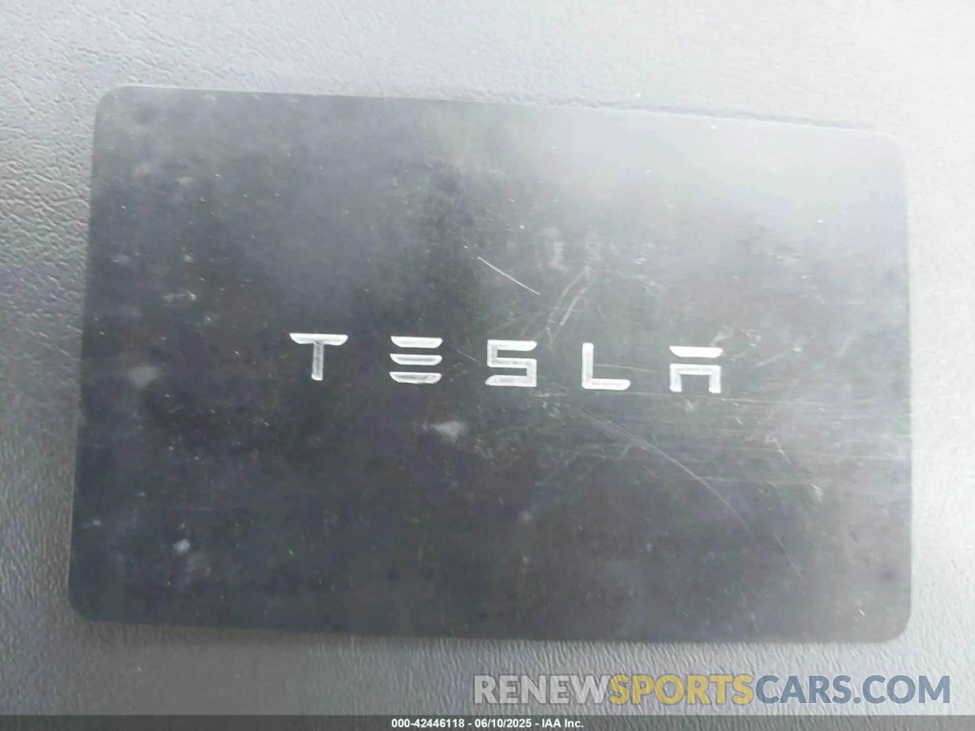 11 Фотография поврежденного автомобиля 5YJ3E1EA8MF062940 TESLA MODEL 3 2021