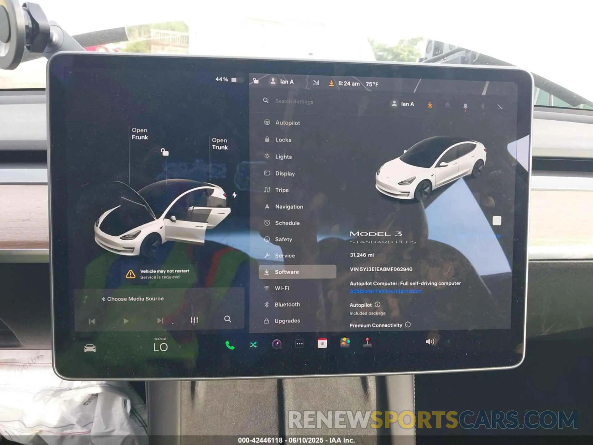 19 Фотография поврежденного автомобиля 5YJ3E1EA8MF062940 TESLA MODEL 3 2021