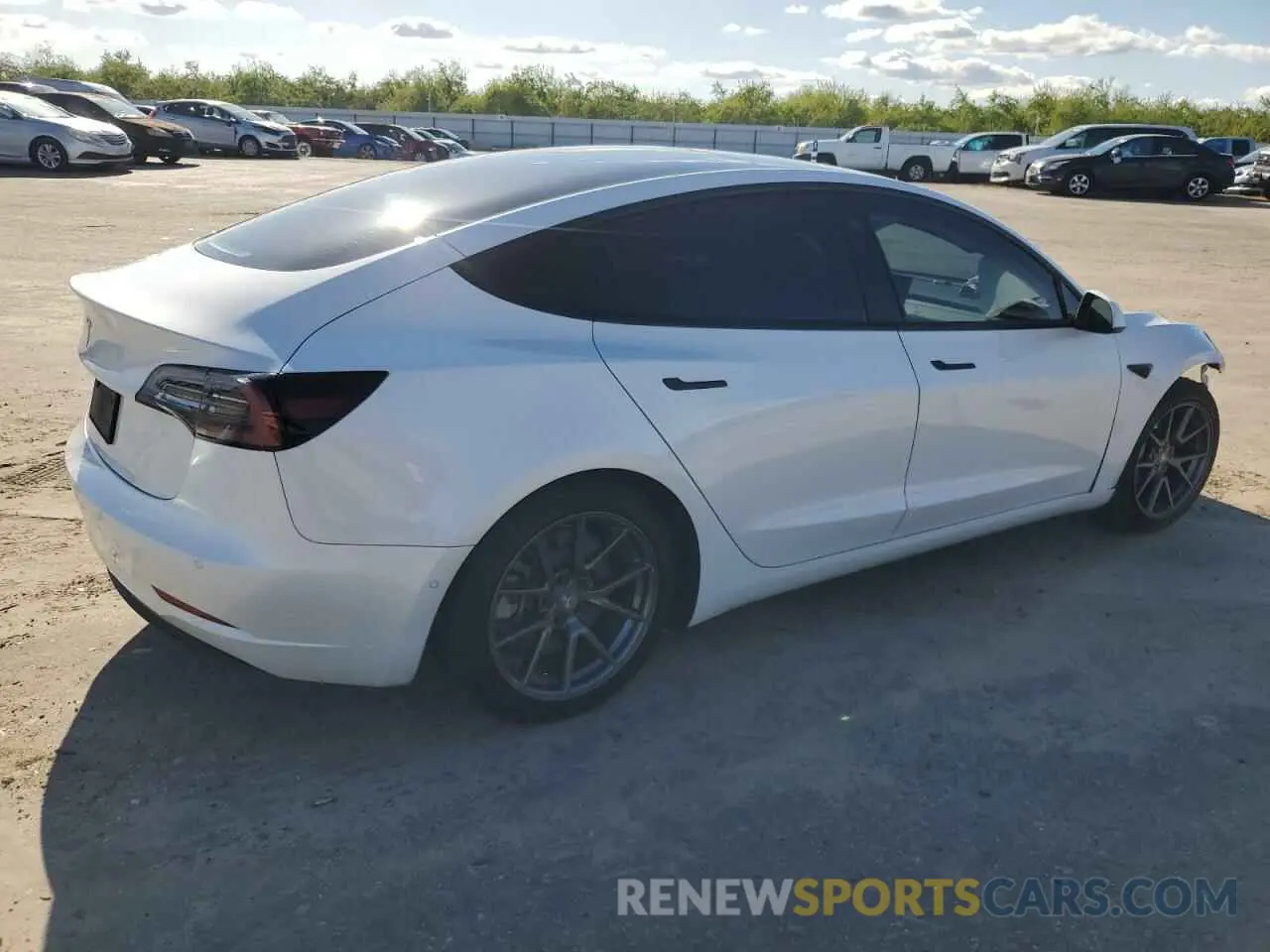 3 Фотография поврежденного автомобиля 5YJ3E1EA8MF074974 TESLA MODEL 3 2021