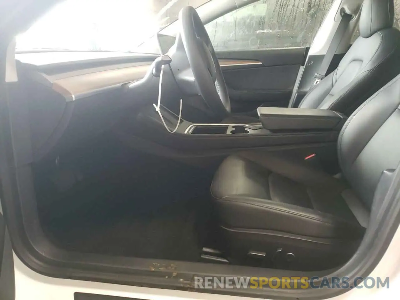7 Photograph of a damaged car 5YJ3E1EA8MF083173 TESLA MODEL 3 2021