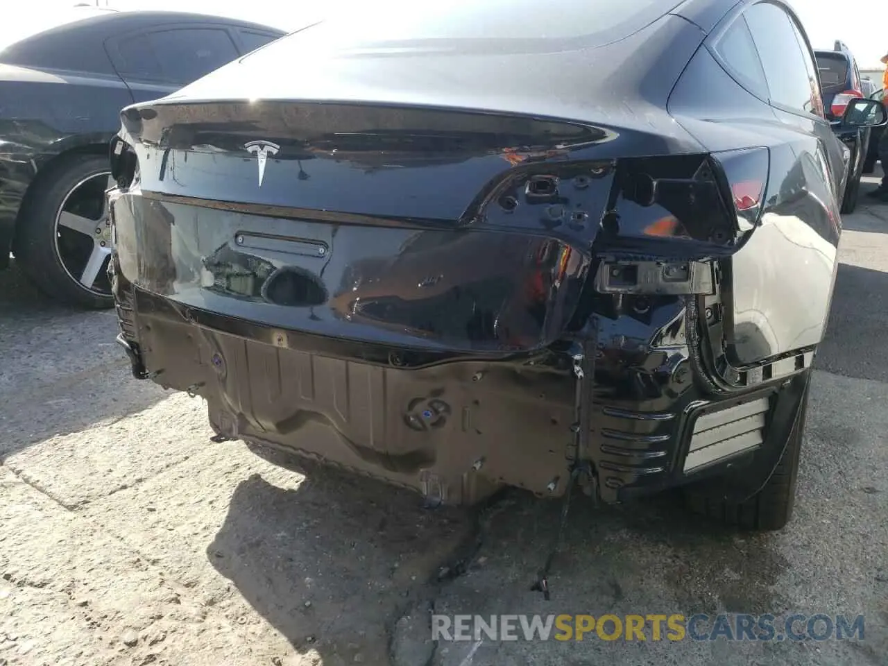 9 Photograph of a damaged car 5YJ3E1EA8MF085957 TESLA MODEL 3 2021