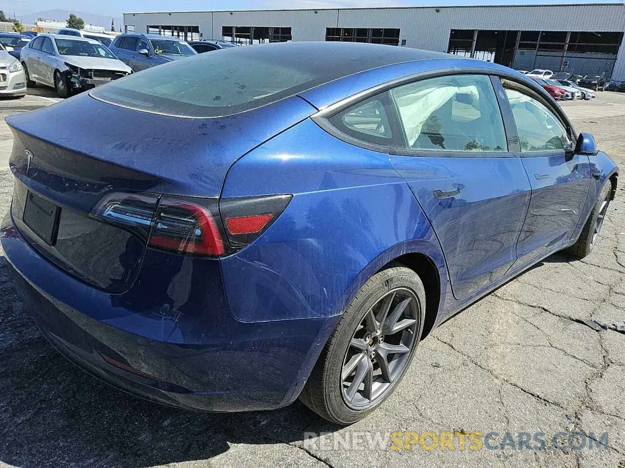 3 Photograph of a damaged car 5YJ3E1EA8MF092228 TESLA MODEL 3 2021