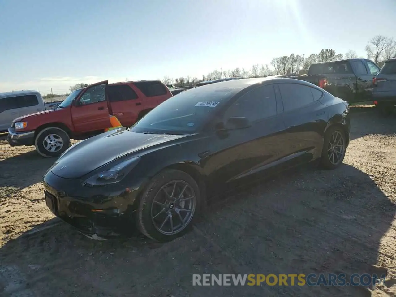 1 Фотография поврежденного автомобиля 5YJ3E1EA8MF092813 TESLA MODEL 3 2021