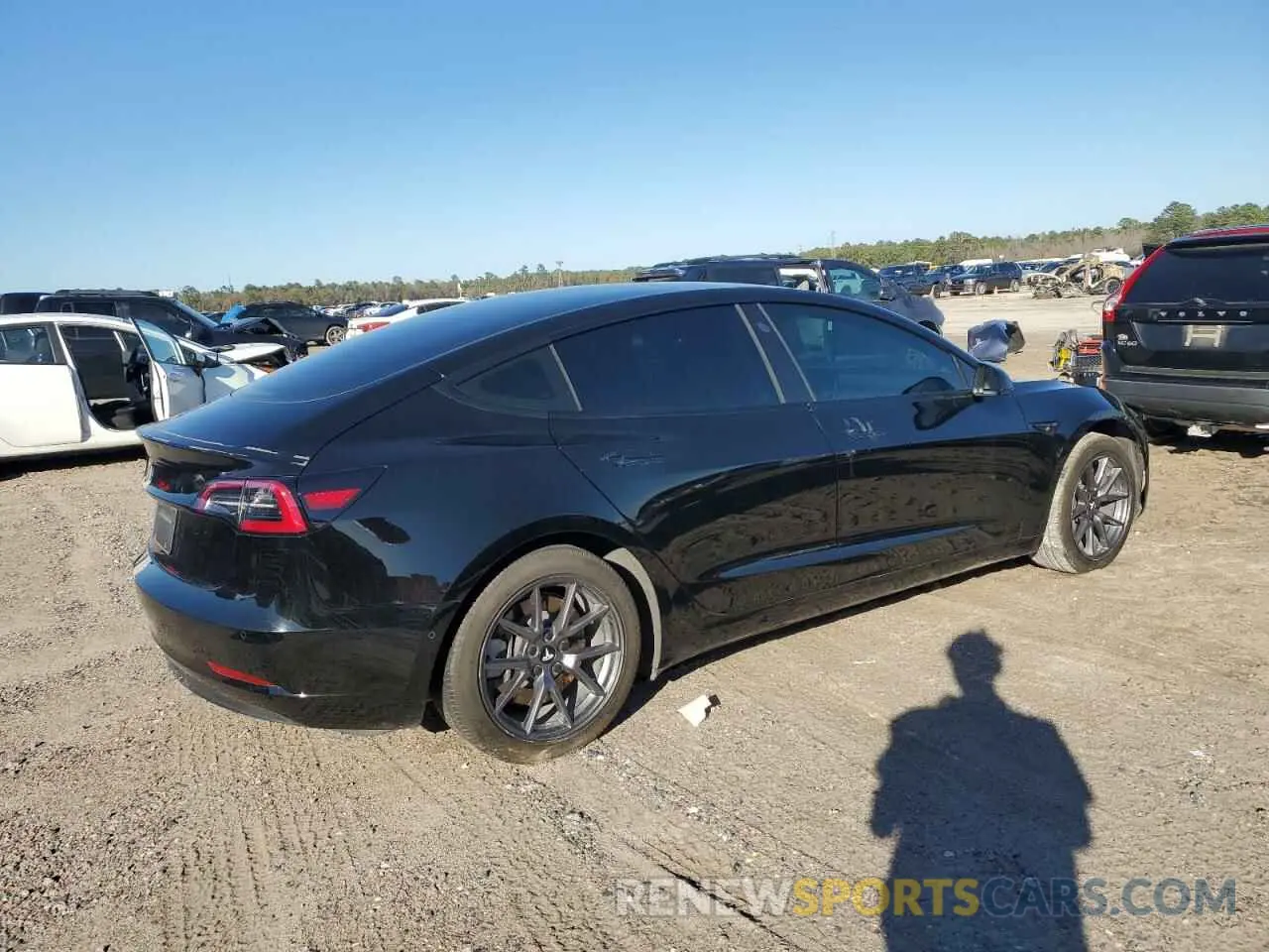 3 Фотография поврежденного автомобиля 5YJ3E1EA8MF092813 TESLA MODEL 3 2021
