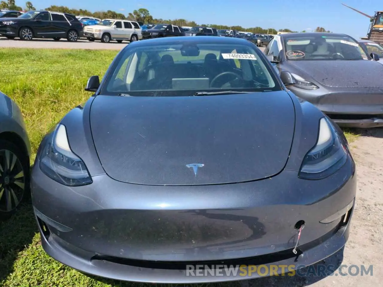 5 Photograph of a damaged car 5YJ3E1EA8MF093475 TESLA MODEL 3 2021