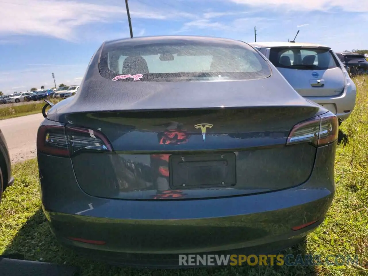 6 Photograph of a damaged car 5YJ3E1EA8MF093475 TESLA MODEL 3 2021