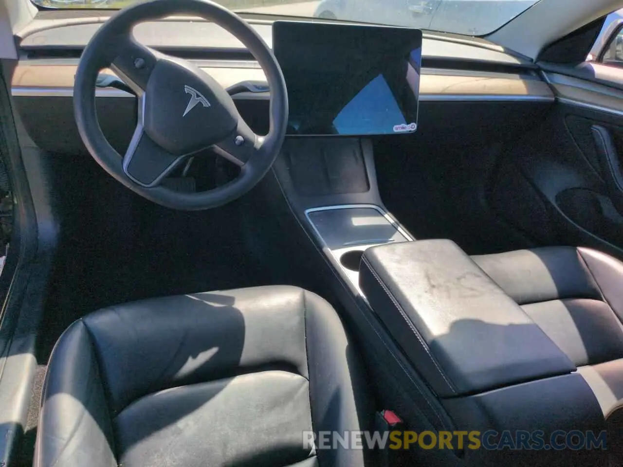8 Photograph of a damaged car 5YJ3E1EA8MF093475 TESLA MODEL 3 2021
