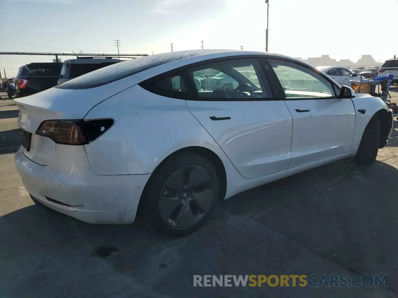 3 Photograph of a damaged car 5YJ3E1EA8MF094044 TESLA MODEL 3 2021