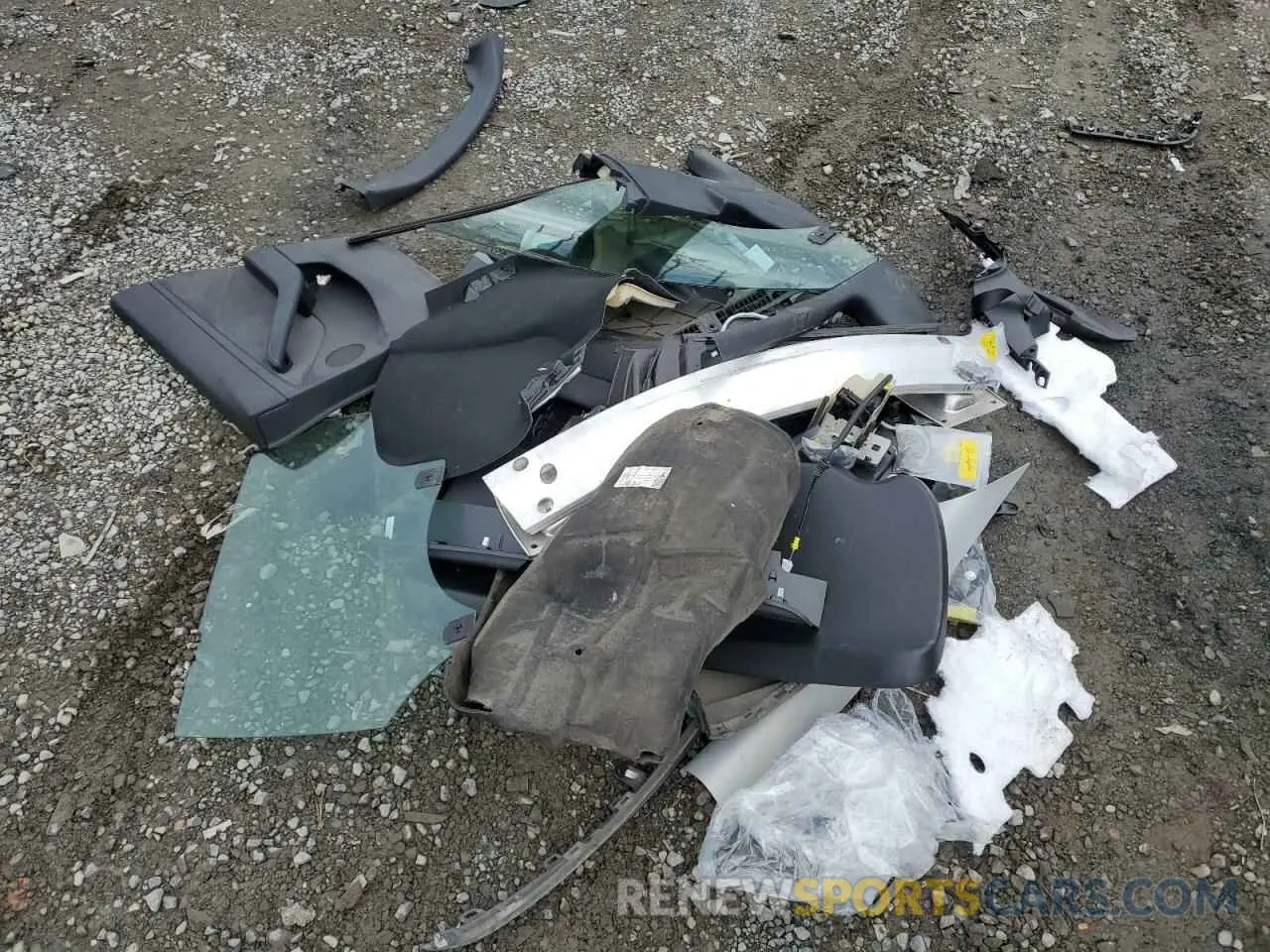 12 Photograph of a damaged car 5YJ3E1EA8MF098952 TESLA MODEL 3 2021