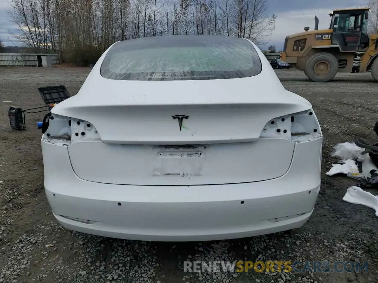 6 Photograph of a damaged car 5YJ3E1EA8MF098952 TESLA MODEL 3 2021