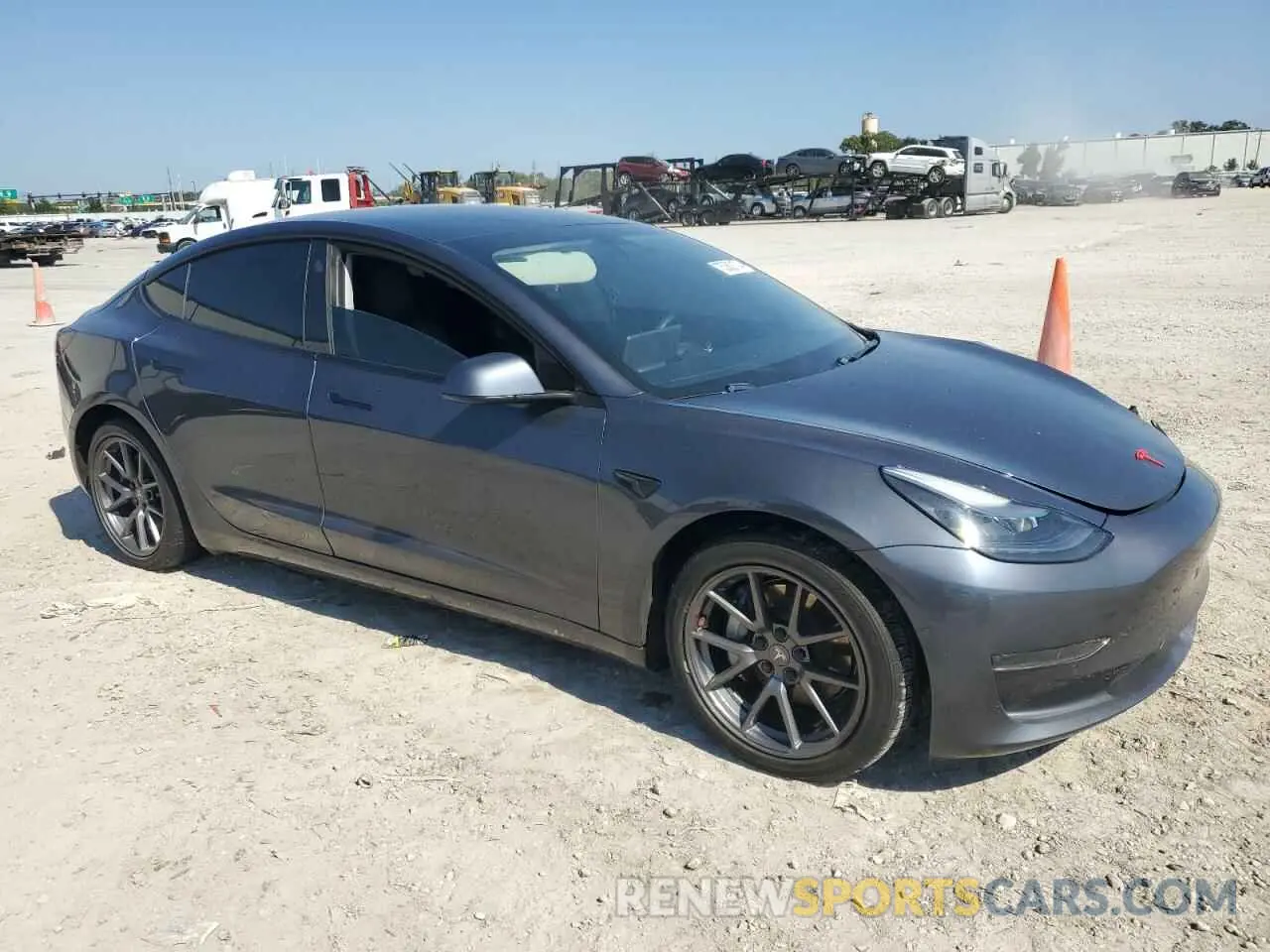 4 Photograph of a damaged car 5YJ3E1EA8MF866929 TESLA MODEL 3 2021