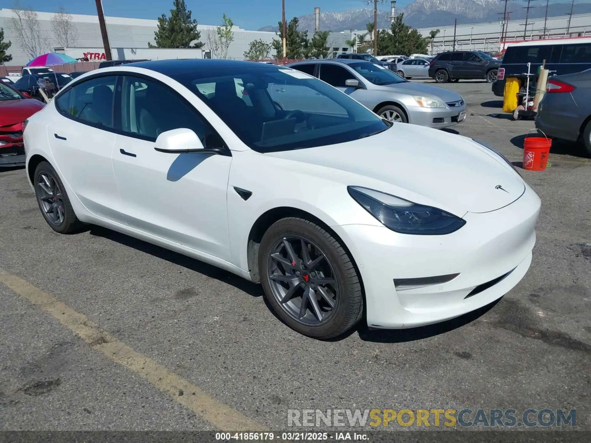 1 Фотография поврежденного автомобиля 5YJ3E1EA8MF867790 TESLA MODEL 3 2021