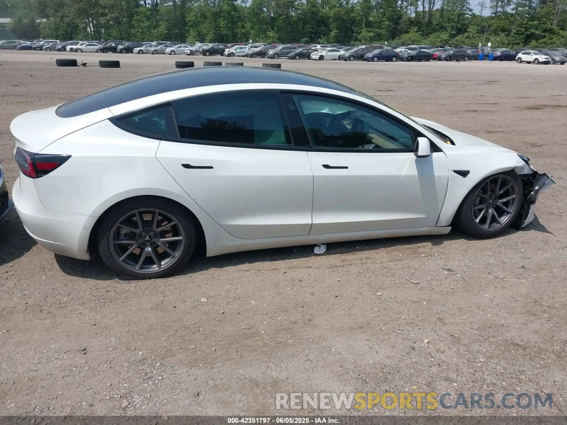 13 Photograph of a damaged car 5YJ3E1EA8MF871483 TESLA MODEL 3 2021