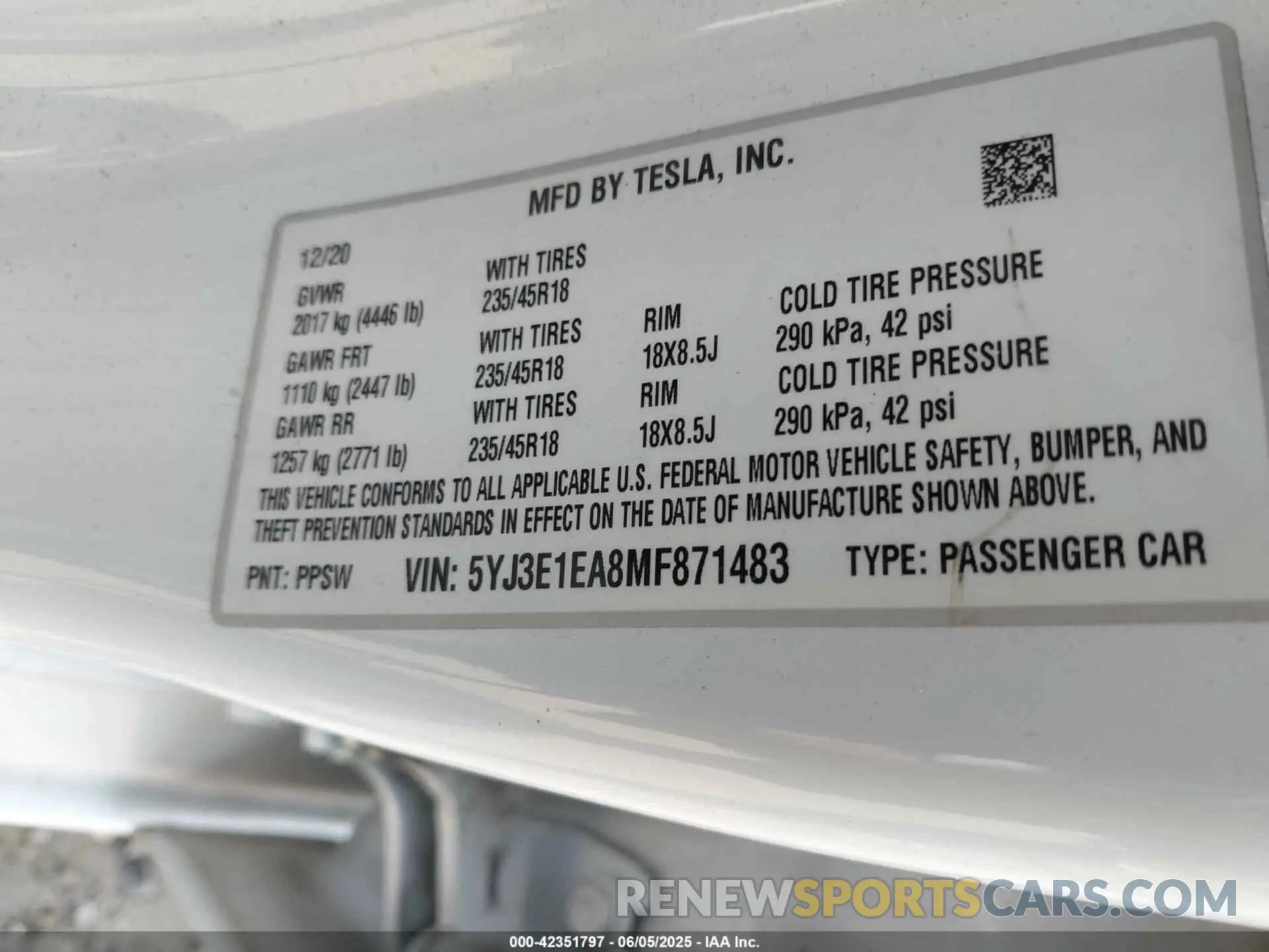 9 Photograph of a damaged car 5YJ3E1EA8MF871483 TESLA MODEL 3 2021