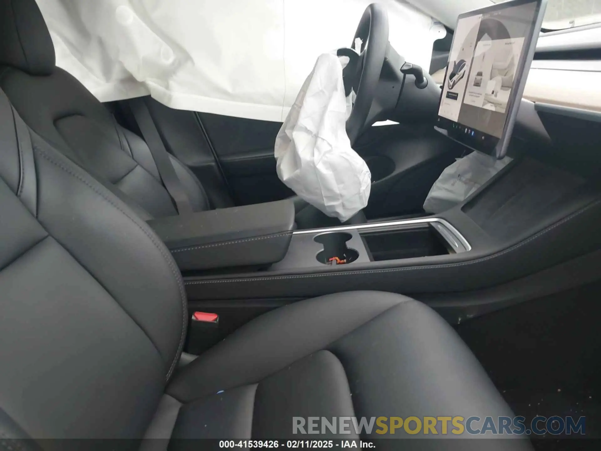 5 Photograph of a damaged car 5YJ3E1EA8MF906216 TESLA MODEL 3 2021