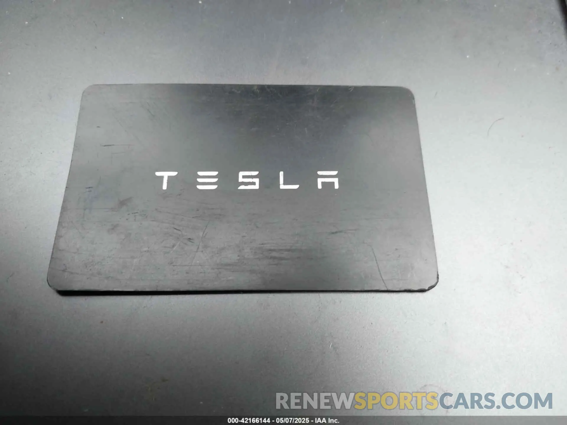11 Фотография поврежденного автомобиля 5YJ3E1EA8MF921542 TESLA MODEL 3 2021