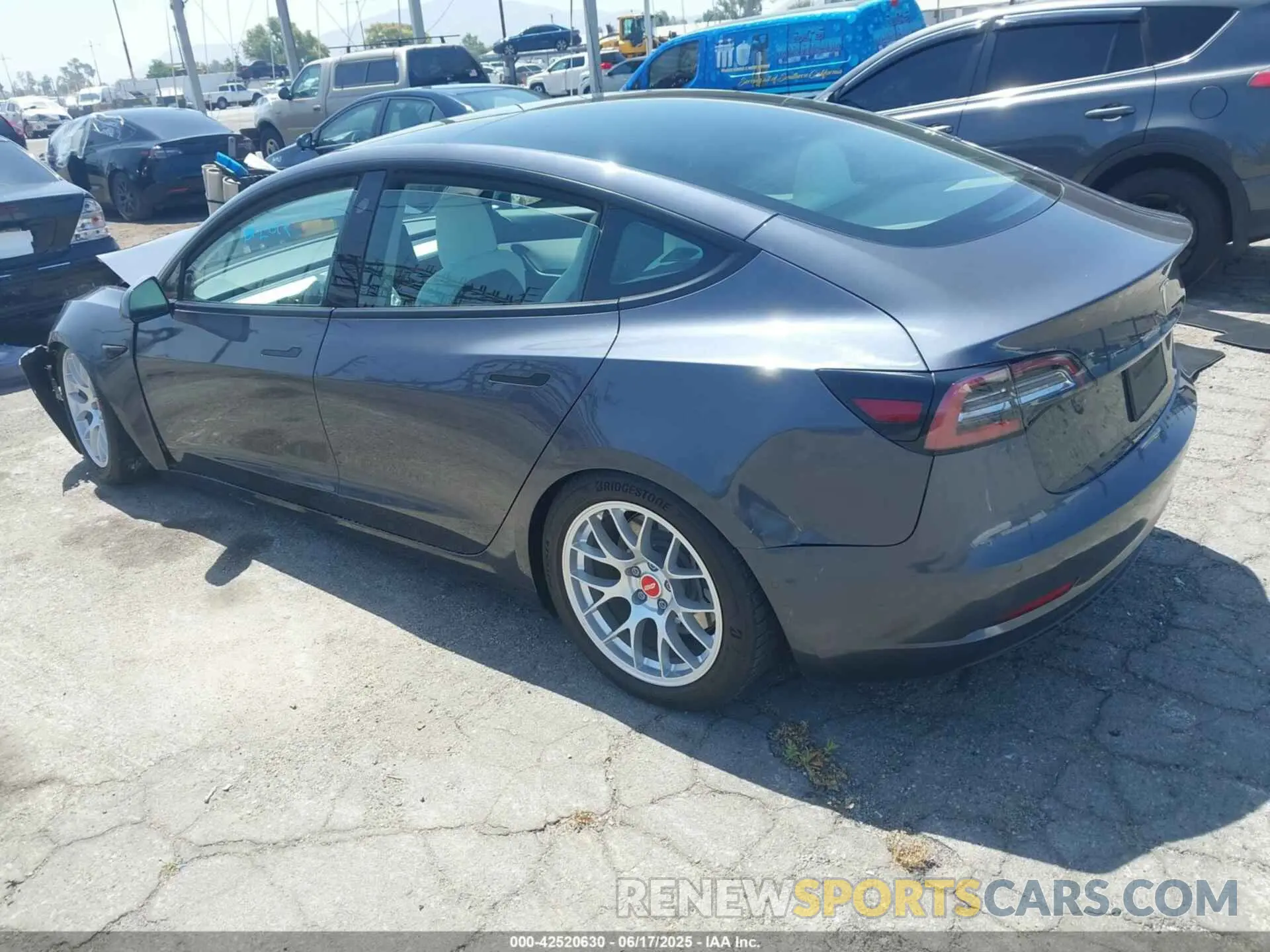 3 Photograph of a damaged car 5YJ3E1EA8MF928717 TESLA MODEL 3 2021