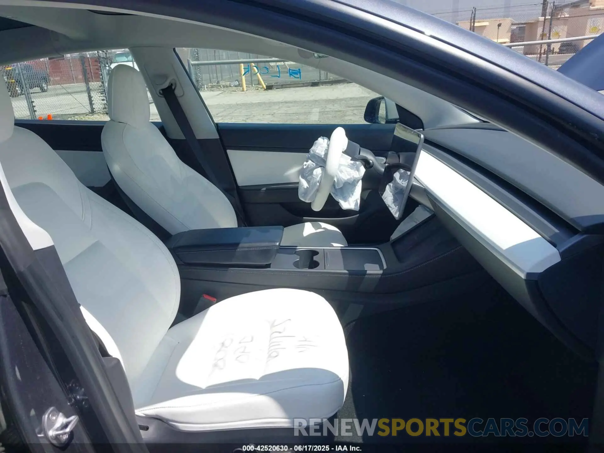 5 Photograph of a damaged car 5YJ3E1EA8MF928717 TESLA MODEL 3 2021