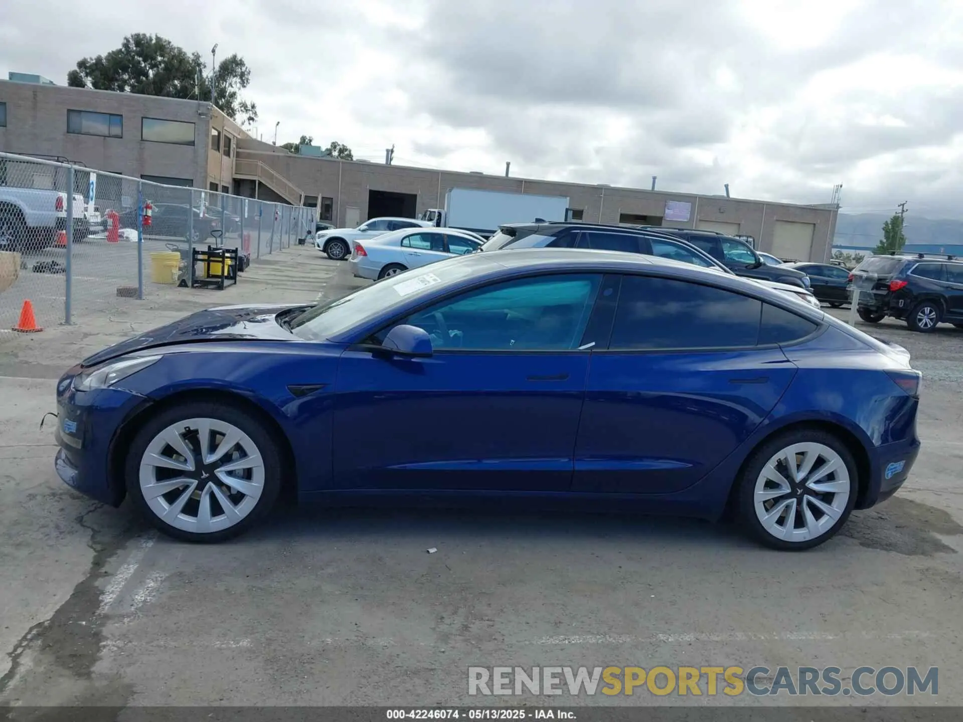 14 Фотография поврежденного автомобиля 5YJ3E1EA9MF020860 TESLA MODEL 3 2021