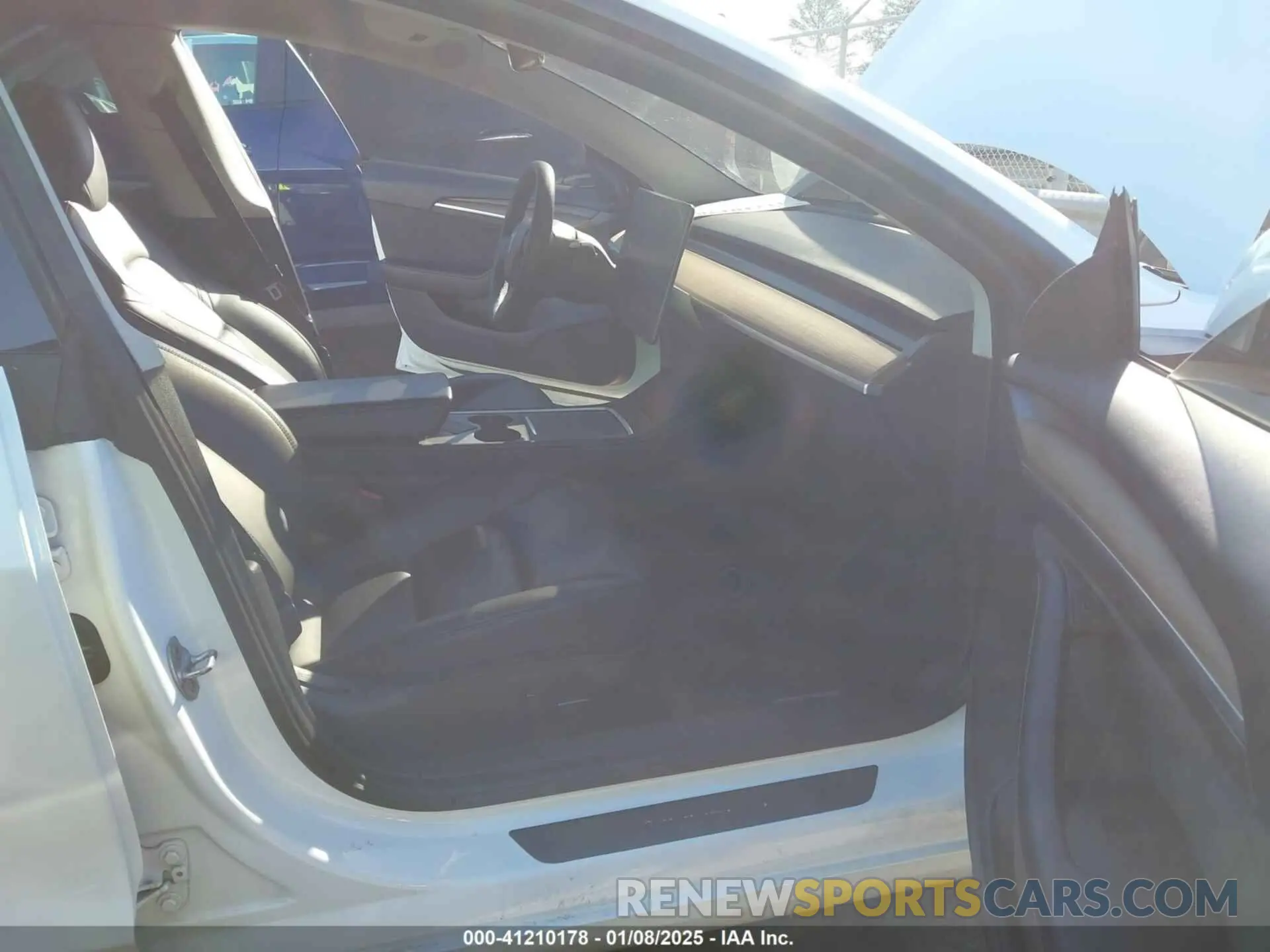 5 Photograph of a damaged car 5YJ3E1EA9MF031079 TESLA MODEL 3 2021