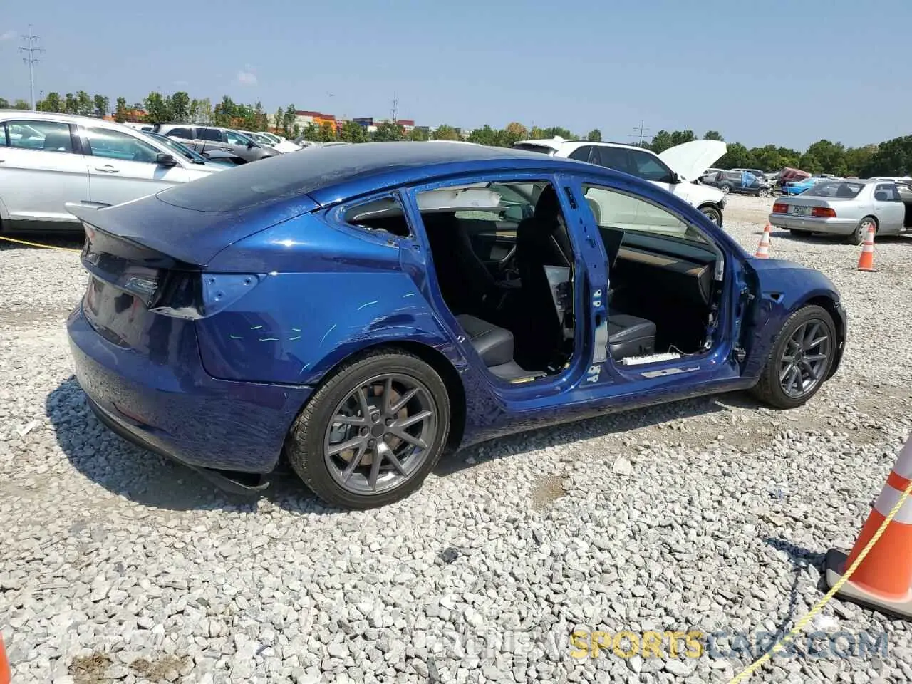 3 Photograph of a damaged car 5YJ3E1EA9MF057374 TESLA MODEL 3 2021