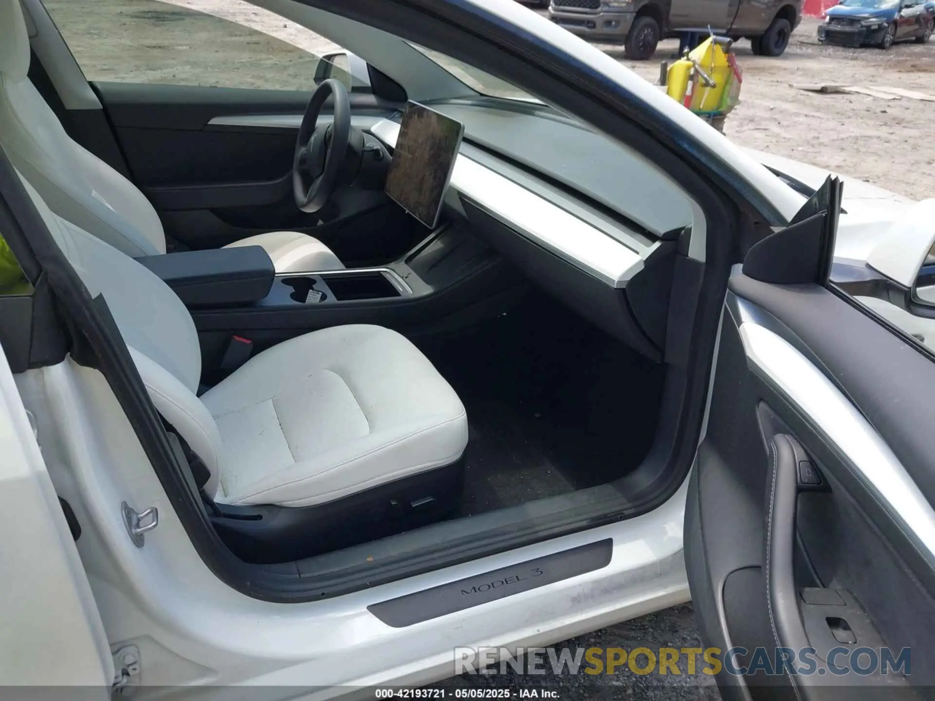 5 Фотография поврежденного автомобиля 5YJ3E1EA9MF060081 TESLA MODEL 3 2021